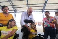 El vicepresidente Alfredo Borrero entregó ayudas técnicas a personas con discapacidad. 