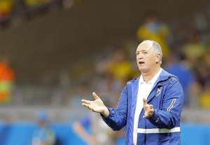 Luiz Felipe Scolari pidi&oacute; disculpas por la goleada que recibi&oacute; Brasil ante Alemania. Foto: EFE