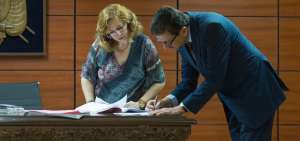 El procurador general del Estado, &Iacute;&ntilde;igo Salvador, reconoci&oacute; su firma en la denuncia contra 25 vinculados al caso Sobornos.