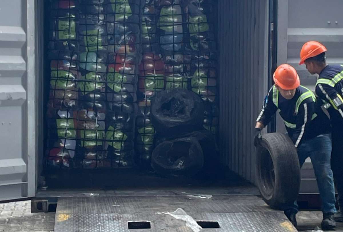 SENAE inmovilizó un contenedor en Guayaquil.