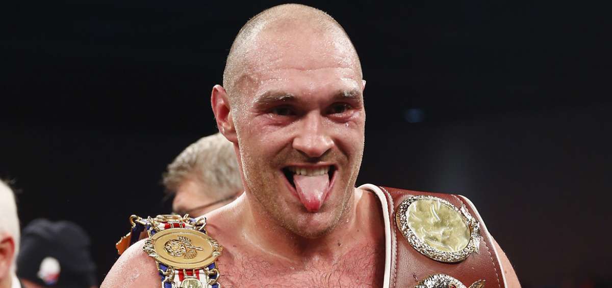 Tyson Fury se mofa de los medios al anunciar retiro