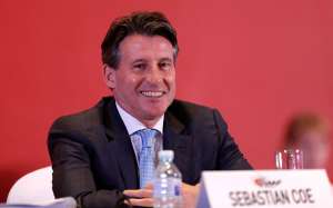 Sebastian Coe toma el relevo al frente de la IAAF con "desaf&iacute;o" de lucha contra el dopaje
