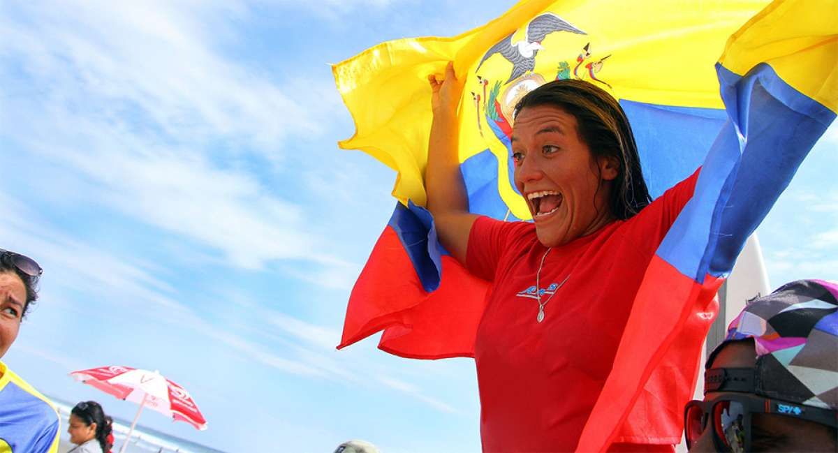 Mimi Barona logra triple corona latina de surf