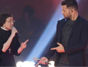 La regligiosa siciliana cant&oacute; esta noche junto con Ricky Martin en las semifinales del programa. FOTO: INTERNET