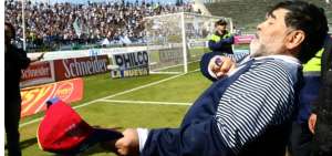 Maradona fue anunciado como entrenador de Gimnasia y Esgrima La Plata el 5 de septiembre de 2019.