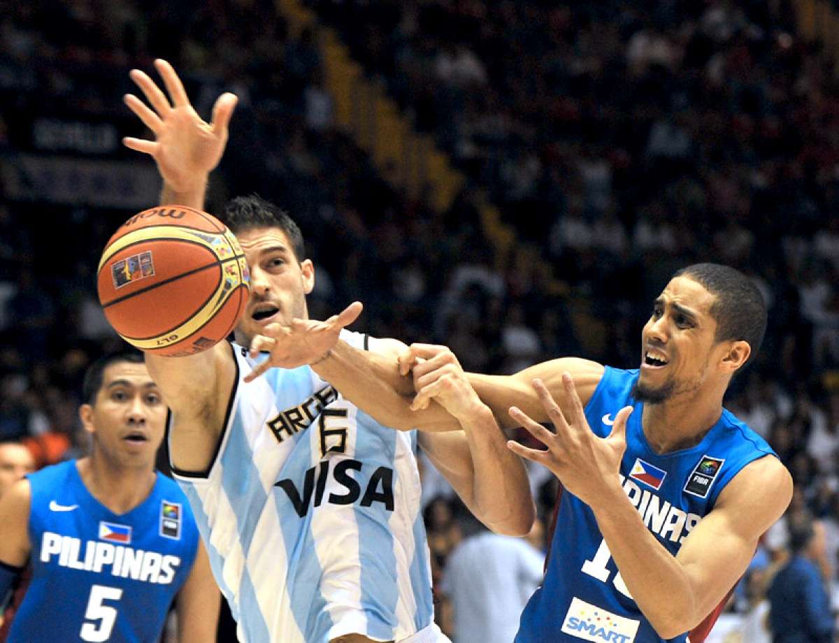 Argentina sufre para vencer a Filipinas