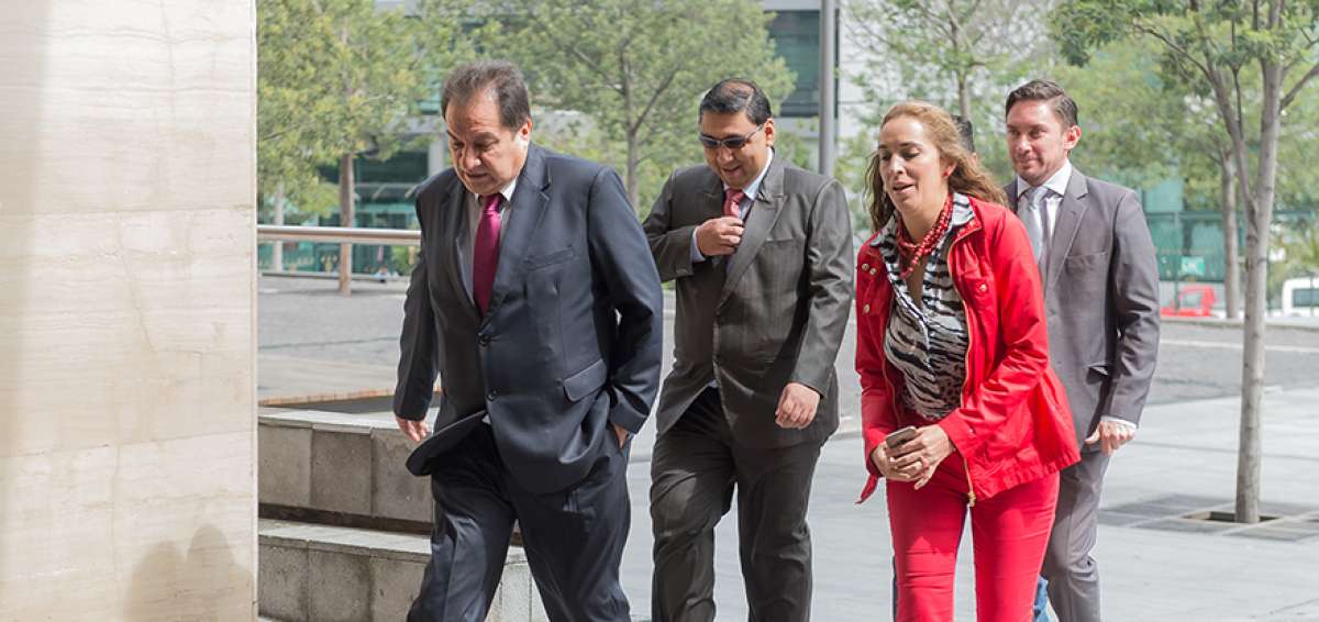 El legislador de la bancada Revoluci&oacute;n Ciudadana asegur&oacute; que continuar&aacute; en su podio de la Asamblea.
