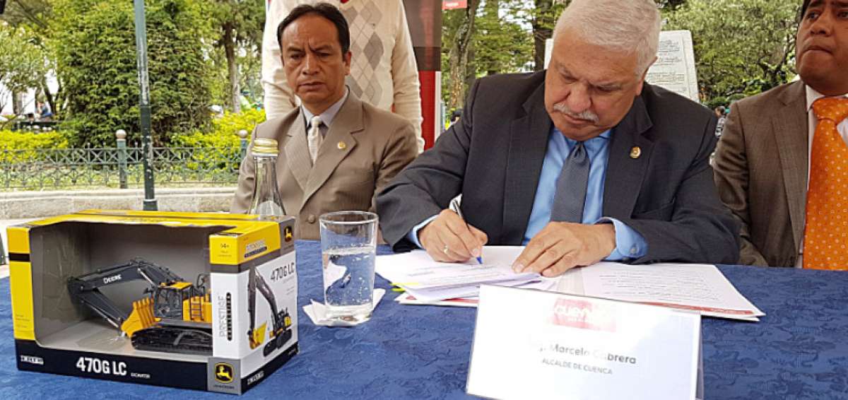 Nueva maquinaria se incluye para arreglo de carreteras