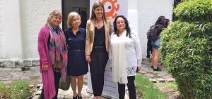 Juana Neira, Ana Carlota Gonz&aacute;lez, Mar&iacute;a F. Pacheco y Leonor Bravo durante la presentaci&oacute;n de la XIII Marat&oacute;n.