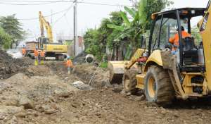 En el proyecto &lsquo;La Ventura&rsquo; se est&aacute; terminando la colocaci&oacute;n de colectores de aguas. Miguel Castro / El Tel&eacute;grafo