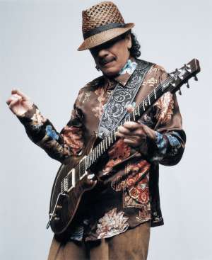 Carlos Santana publicar&aacute; autobiograf&iacute;a el 6 de noviembre 