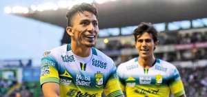 Mena y Castillo empatan en el duelo entre Le&oacute;n vs. Santos