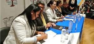 Convenios con asociaciones permitir&aacute;n mejorar la producci&oacute;n nacional
