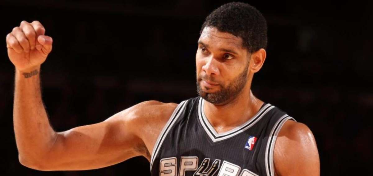 La estrella de los Spurs, Tim Duncan, se retira despu&eacute;s de 19 temporadas
