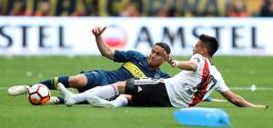 Partido apretado el que ofrecieron Boca y River en la final de ida de la Copa Libertadores.