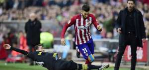 El Atl&eacute;tico de Madrid empata y cede el liderato al Barcelona
