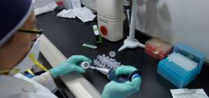 En el laboratorio se encuentran 5 peritos acreditados por el Consejo de la Judicatura para atender las solicitudes de ex&aacute;menes. 