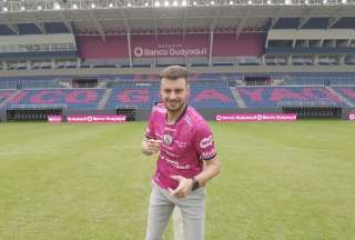 Martín Anselmi, durante su presentación en el estadio de Independiente del Valle