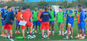 Los DT mundialistas con Ecuador no iniciaron bien sus partidos