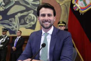 Niels Olsen, presidente de la Asamblea Nacional, determinó que los legisladores deberán trabajar de lunes a viernes. 