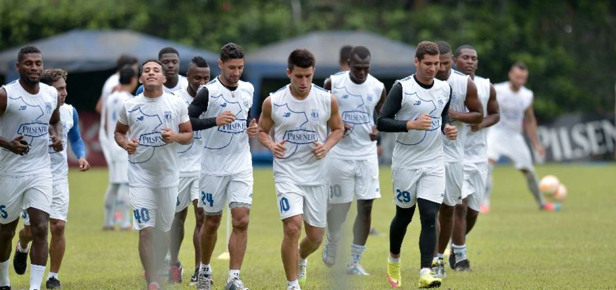 Emelec entren&oacute; en su complejo deportivo en Samanes, bajo las &oacute;rdenes del DT uruguayo, Alfredo Arias
