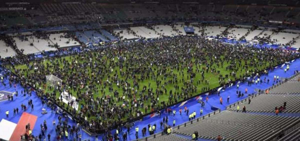 El p&uacute;blico franc&eacute;s, a favor de celebrar la Eurocopa pese a "amenaza terrorista"
