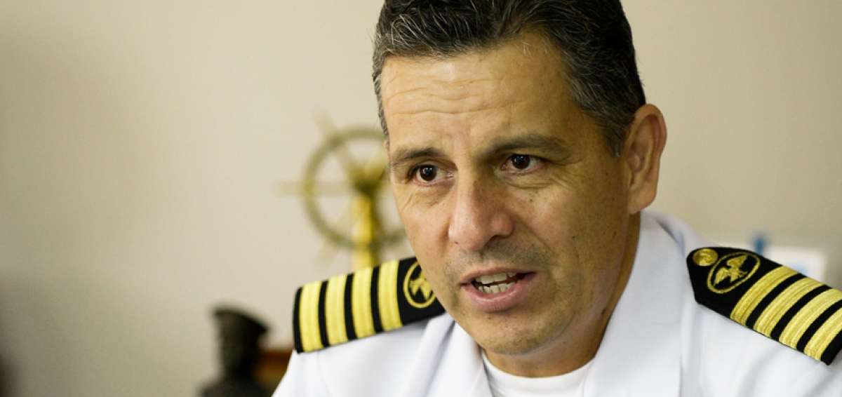 El capit&aacute;n Juan Carlos Proa&ntilde;o tiene 29 a&ntilde;os de trayectoria en la Marina. Fue secretario ejecutivo del Programa Ant&aacute;rtico Ecuatoriano.