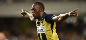 Usain Bolt marca un doblete en Australia con el Central Coast Mariners