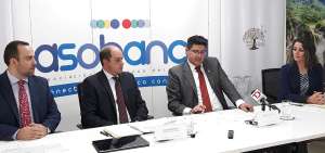 Si el solicitante no cumple con los principios de sostenibilidad, la banca le dar&aacute; un tiempo para que mejore sus pr&aacute;cticas ambientales y sociales.