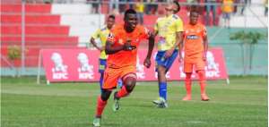 Marcos Caicedo pone al &Iacute;dolo en la cima del torneo
