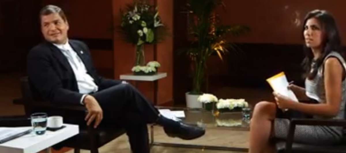 Rafael Correa y Ana Pastor, una entrevista llena de alarmas (VIDEO)