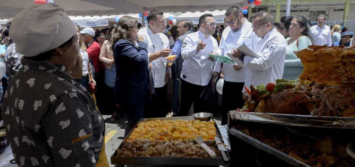 El jurado, integrado por miembros de la Asociaci&oacute;n de Chefs del Ecuador, tambi&eacute;n consider&oacute; otros aspectos, como creatividad en la presentaci&oacute;n del plato.