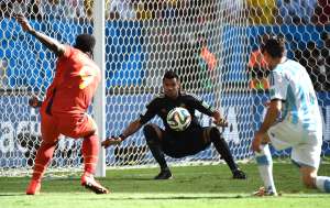 Sergio Romero (c.) disputa su segundo Mundial de f&uacute;tbol. Foto: AFP