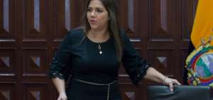 Mar&iacute;a Alejandra Vicu&ntilde;a renunci&oacute; a la Vicepresidencia.