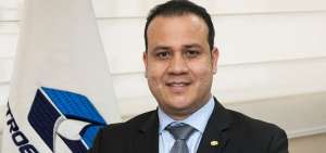 Ricardo Merino puso a disponibilidad su cargo de Gerente (s) de Petroecuador