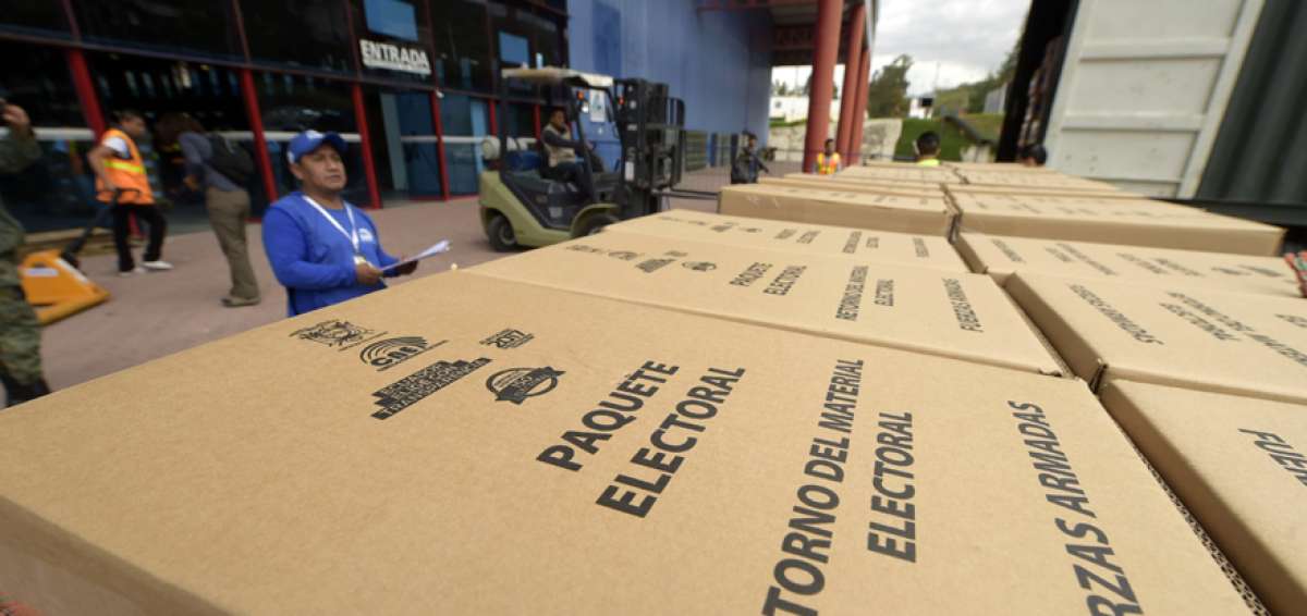Los kits electorales empezaron a entregarse desde el 18 de enero. Quito, la &uacute;ltima ciudad en repartirse los paquetes.