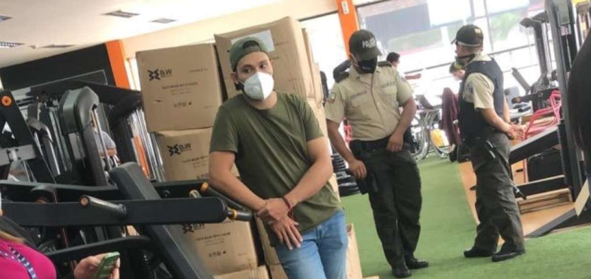 Permisos de 50.000 mascarillas se revisaron en gimnasio de Guayaquil