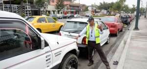 En la Av. V&iacute;ctor Emilio Estrada, Enrique Pazmi&ntilde;o trabaja casi 12 a&ntilde;os como cuidador de veh&iacute;culos y colabora con la Polic&iacute;a Nacional.