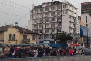 Debido a la marcha del 8M se han dado cierres viales en la ciudad. 