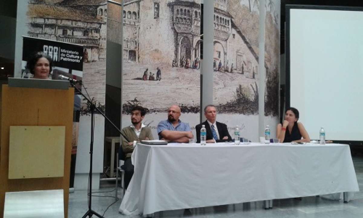 La convocatoria la realiza el Ministerio de Cultura, junto al MEET, la Embajada de Francia en Ecuador, la Alianza Francesa de Quito y la Universidad de las Artes. 
