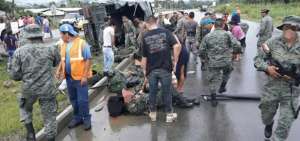 Algunos heridos fueron trasladados por v&iacute;a a&eacute;rea hasta Quito.&nbsp;