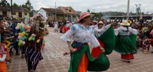 Los cantones orientales desde hoy y hasta el martes han organizado desfiles y bailes en estos carnavales.