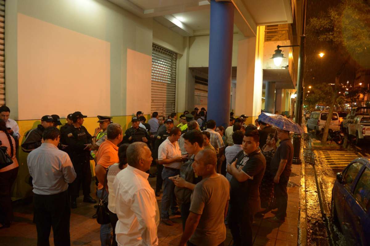 Las oficinas del FCME de Guayaquil fueron resguardadas por la Polic&iacute;a Nacional. Foto: Eduardo Escobar / El Tel&eacute;grafo