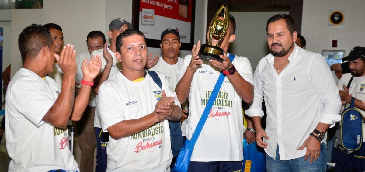 Selecci&oacute;n mundialista de f&uacute;tbol playa lleg&oacute; a Ecuador