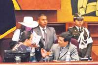 Actualmente los edecanes custodian al Presidente, Vicepresidente, ministros y autoridades de otras funciones del Estado. Foto: John Guevara / El Tel&eacute;grafo