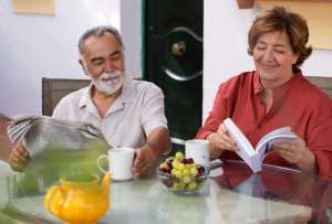 El beneficio est&aacute; dirigido a personas adultas mayores, ecuatorianas o extranjeras.