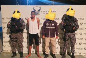 Alias &ldquo;Junior&rdquo; fue detenido con un arma 9 mm y municiones de distinto calibre en Esmeraldas.