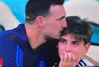 Lionel Scaloni disfrutó la clasificación de Argentina junto con su hijo