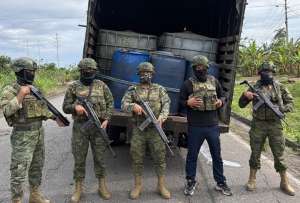 Militares incautaron 2.500 galones de combustible en Shushufindi.