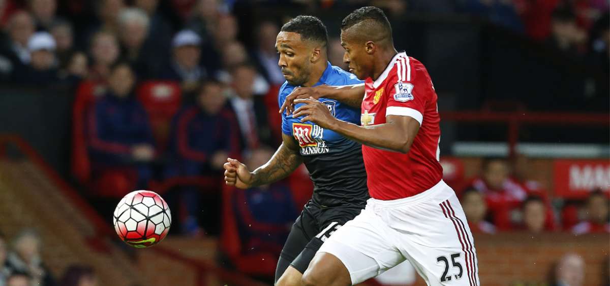 El Manchester de 'To&ntilde;o' despide la temporada con victoria ante el Bournemouth